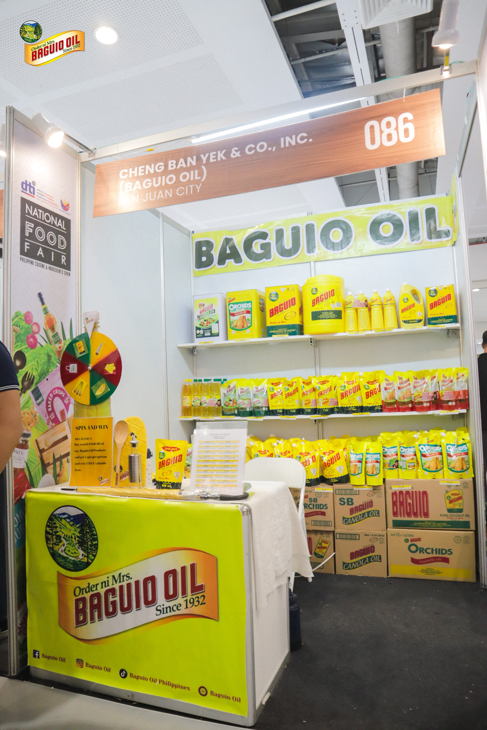 Chef Pablo at Baguio Oil DTI 2024 product display