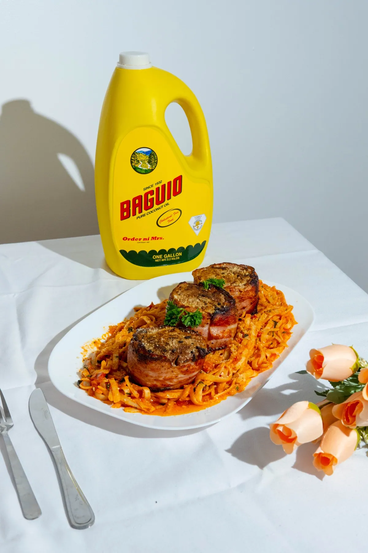 Valentine's Special Fettuccini Pomodoro with Filet Mignon Beef Steak — photo 4